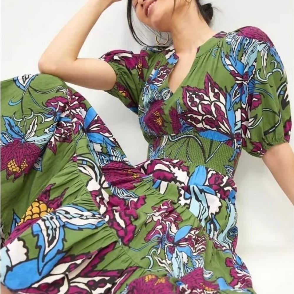 ANTHROPOLOGIE | Conditions Apply
Floral Puff-sleeved Maxi Dress